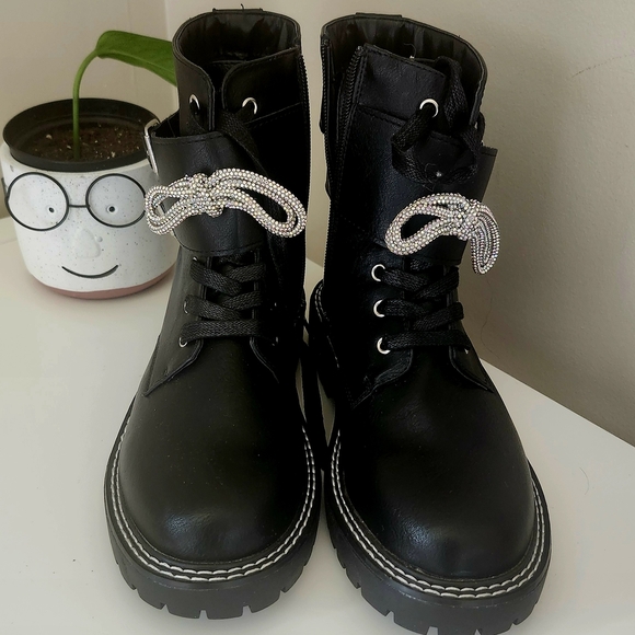 Black and Silver Boots with Buckle Straps - Picture 3 of 6